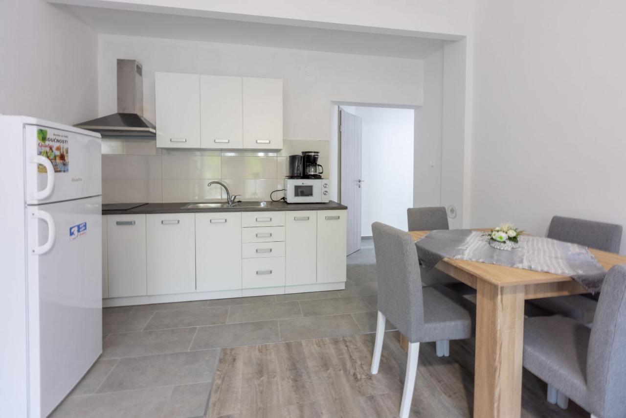 Apartments Ankica Crikvenica Eksteriør bilde