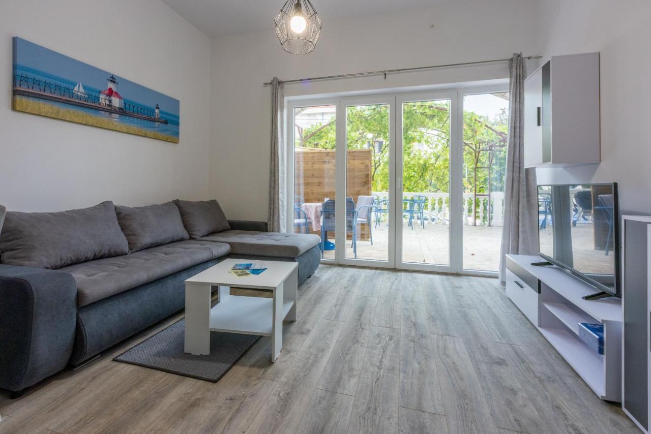 Apartments Ankica Crikvenica Eksteriør bilde